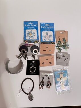 Fashion Jewelry Mixed Lot